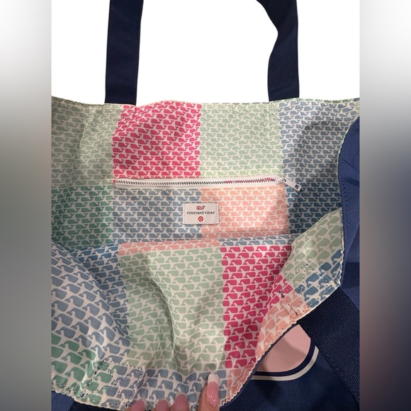 Vineyard Vines for Target canvas tote bag featuring the brand's signature whale - Picture 3 of 3